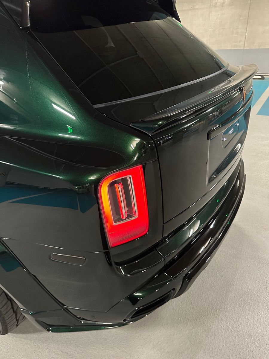 Fahrzeugabbildung Rolls-Royce Cullinan NOVITEC OVERDOSE/SHOOTING STAR/MANDARIN