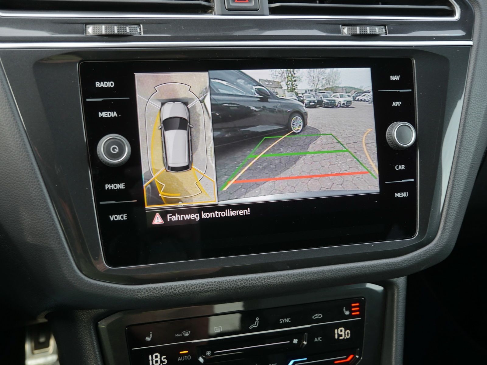 Volkswagen Tiguan - Bild 15