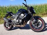 Kawasaki Z750  Garagenfahrzeug - KAWASAKI VON 501 BIS 750 CCM
