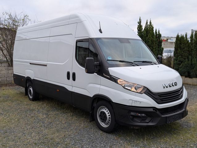 Iveco Daily 3.0L HI-Matic Holzboden Kamera PDC CarPlay