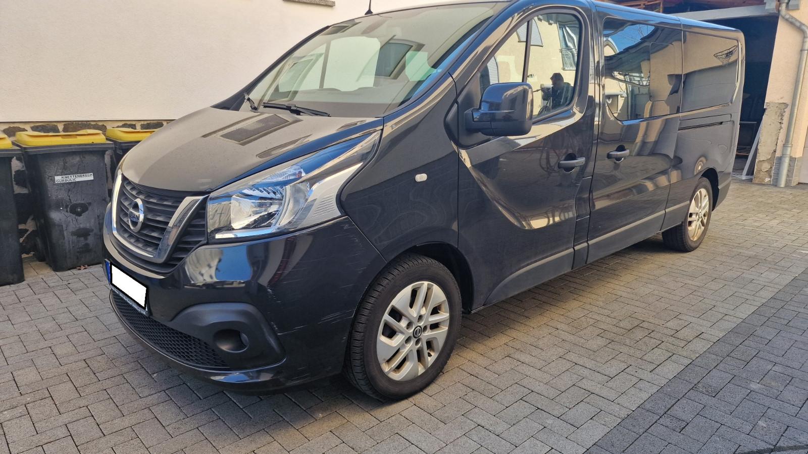 Nissan NV300 Kombi L2H1 2,9t PREMIUM, Navi,AHK,8-Sitzer