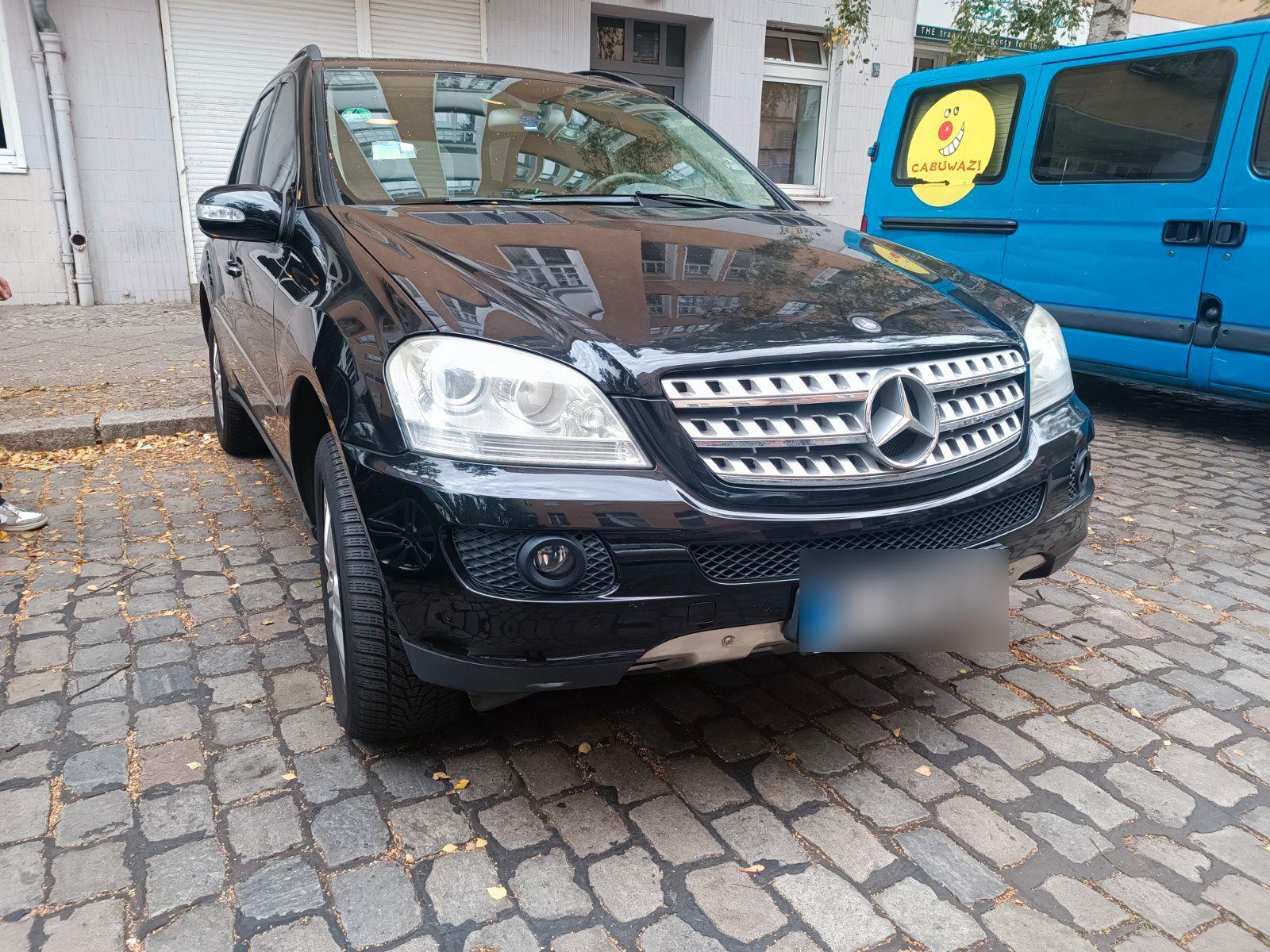 Mercedes-Benz ML 320