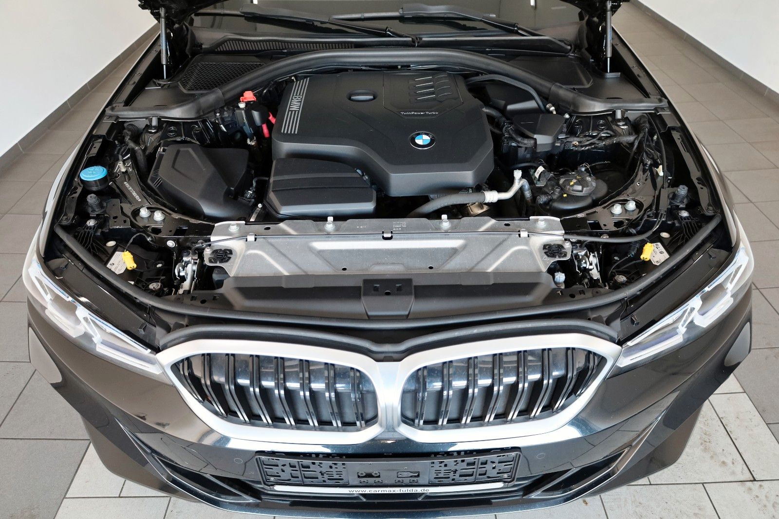 Fahrzeugabbildung BMW Lim 320i xDrive ,Head-Up, Navi,LED,SH,Teilleder