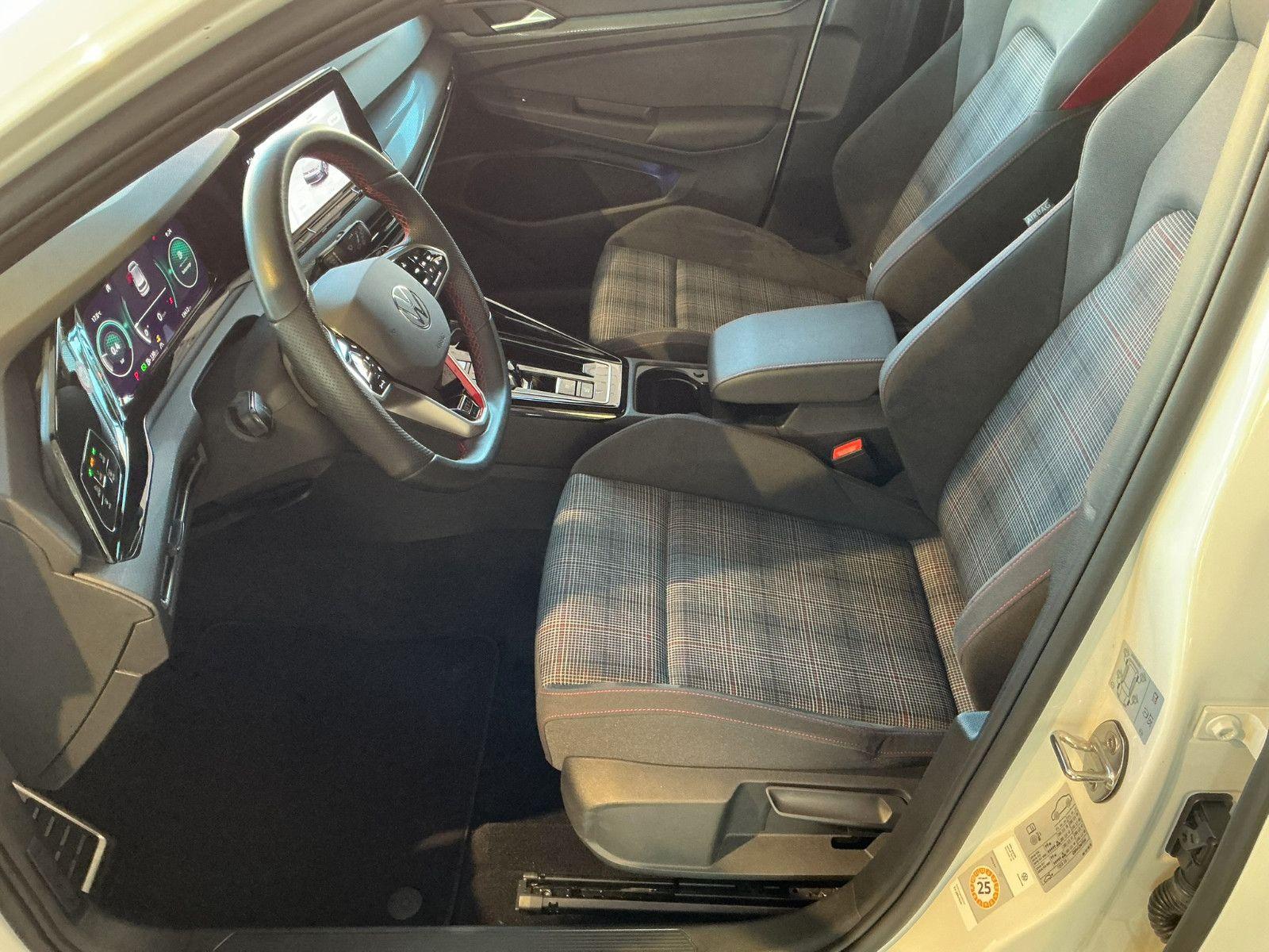 Volkswagen Golf 2.0 TSI GTI DSG Navi vorbereitet Sitzhz, миниатюра 13