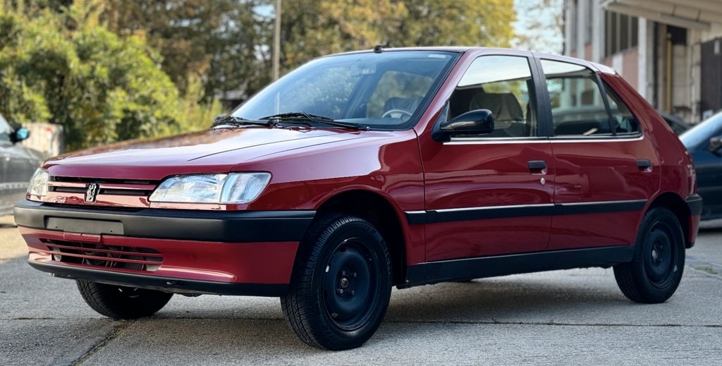 Peugeot 306