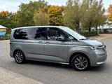 Volkswagen T7 Multivan 1,4 eHybrid OPF DSG Energetic En... - silberne Volkswagen T7 Multivan