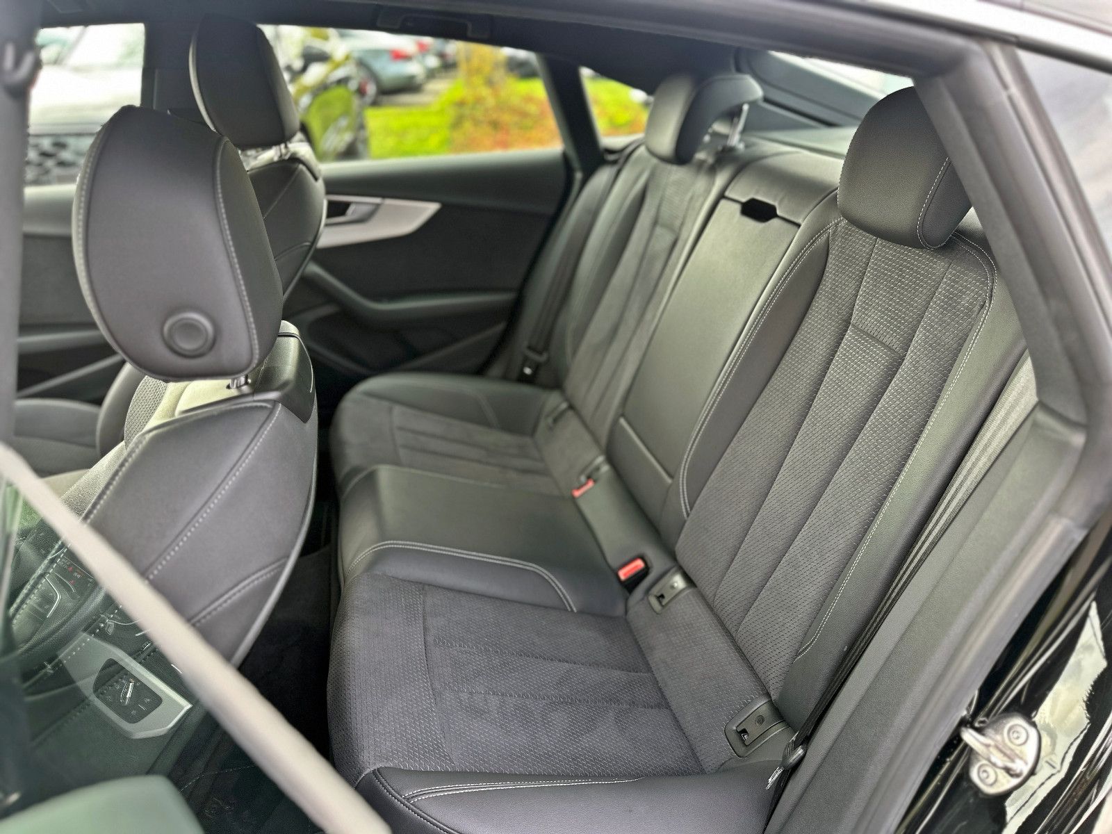 Audi S5 - Bild 22