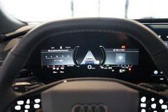 AUDI Q5 Sportback e-Hybrid | Tech pro | Pano | Carbon AUDI Q5 Sportback e-Hybrid | Tech pro | Pano | Carbon