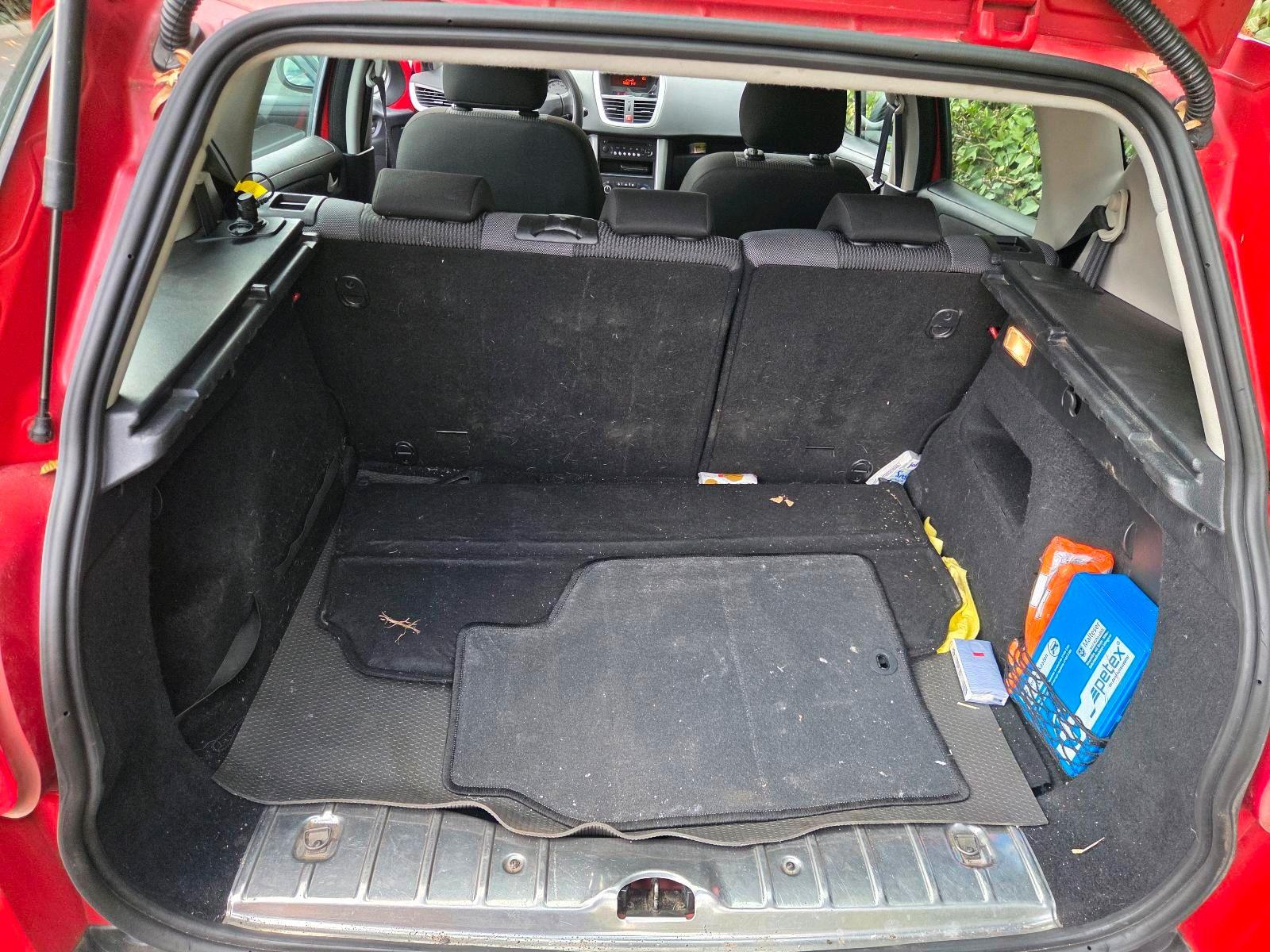 Peugeot 207 2011 — photo 5