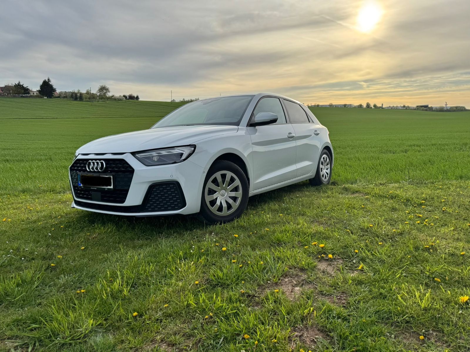 AUDI A1 S Line DSG LED Alcantara Serviceheft Kamera 