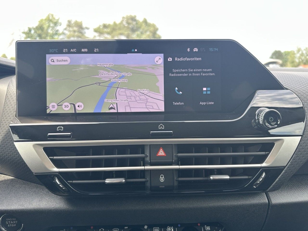 Fahrzeugabbildung Citroën C4 Hybrid 145 Doppelkupplung 6-Gang COLLECTION