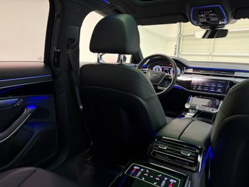 Audi A8 - 12