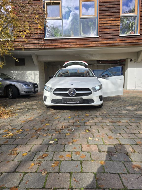 Image of Mercedes-Benz A 200