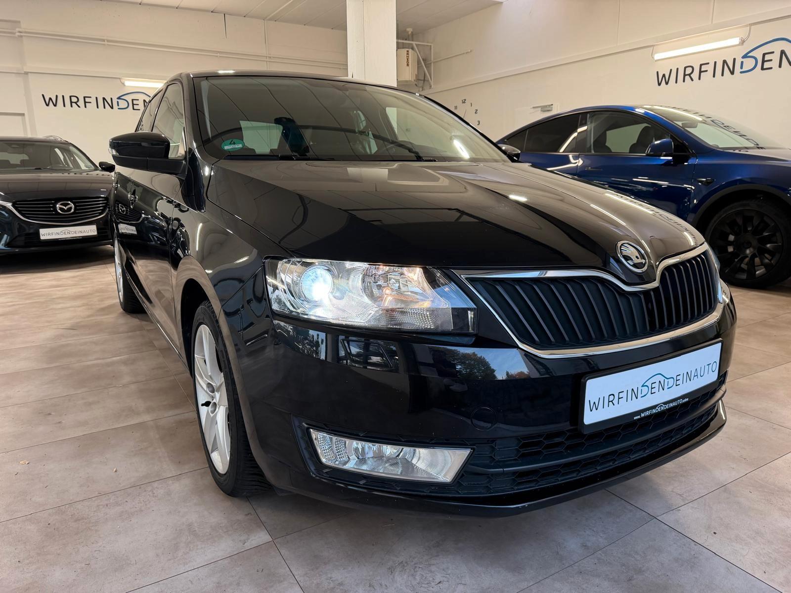 Skoda Rapid Spaceback Joy*NAVI*Xenon*AHK*PDC*Tempo