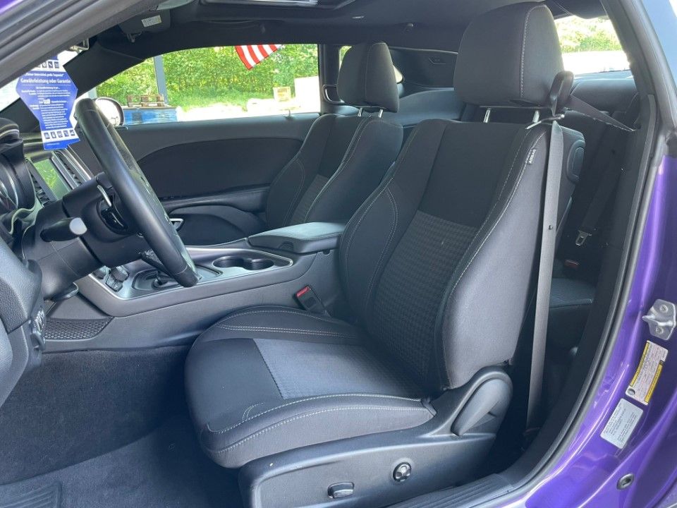 Fahrzeugabbildung Dodge Challenger 5.7 V8 RT Schiebedach 20" TrackPak