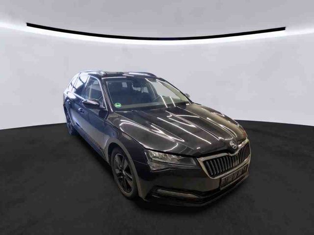 Superb Combi 2.0 TDI Ambition KAMERA+DAB+NAVI+PD