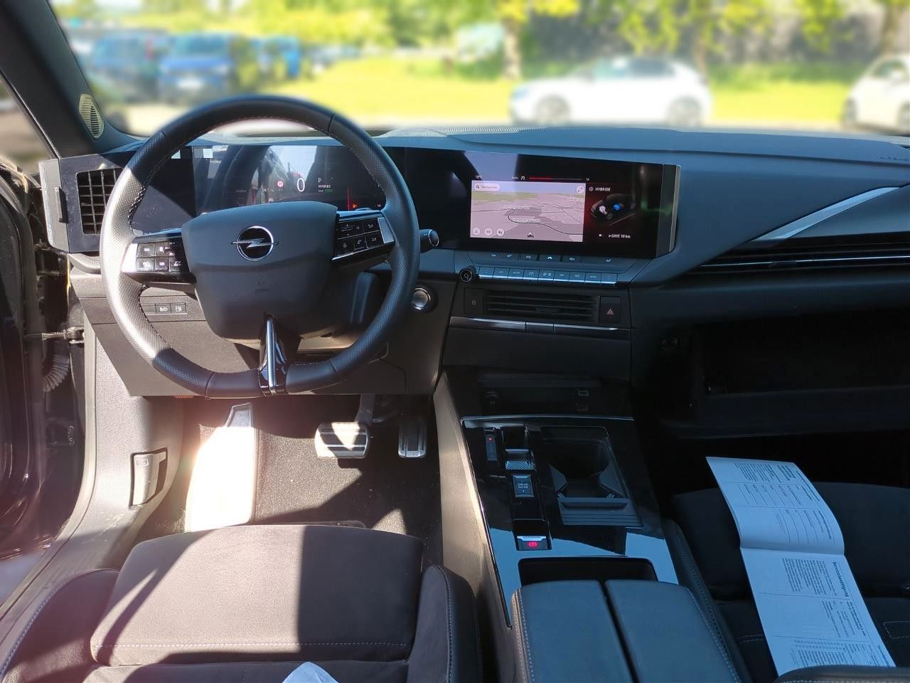 Fahrzeugabbildung Opel Astra L Lim. 1.6 HYBRID GS SPORT NAVI/360°/SPORT