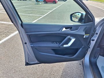 Peugeot 308 - 8