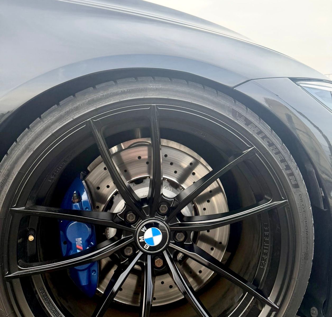 Fahrzeugabbildung BMW M3 Competition*Harman/Kardon+Autom.+Carbon+Voll*