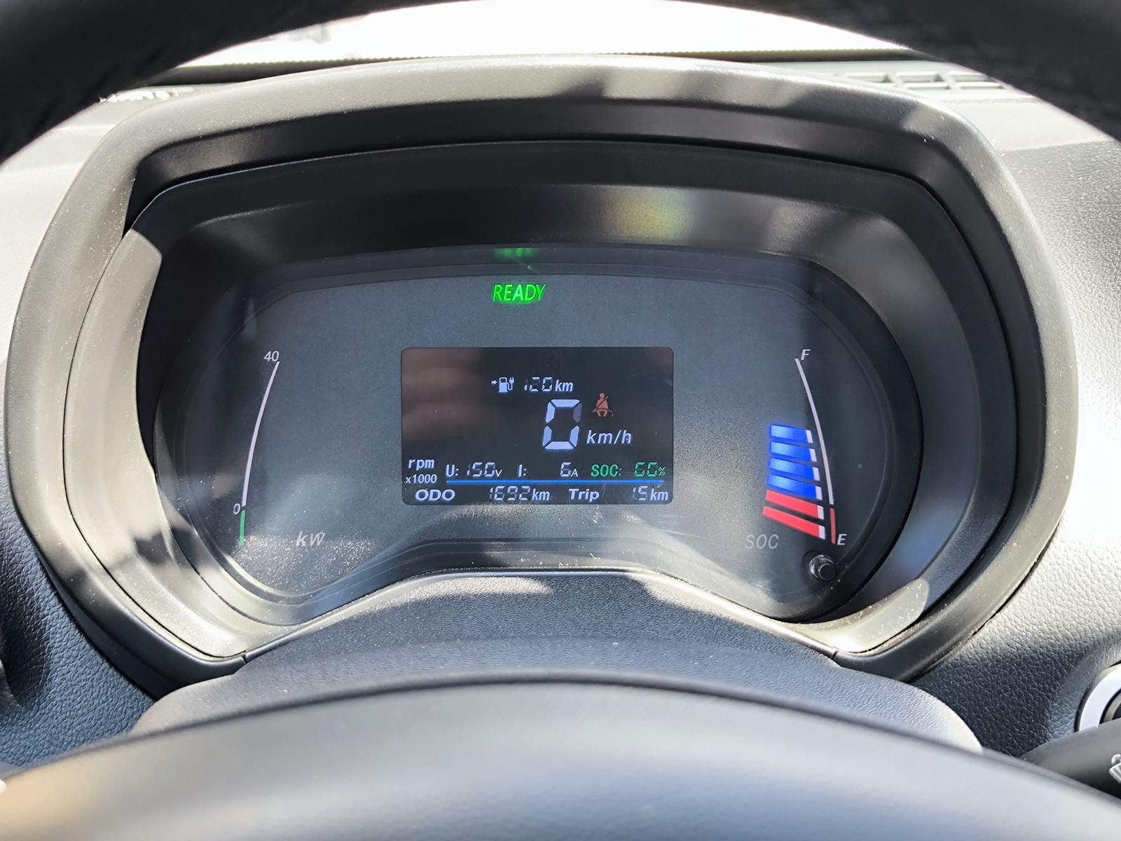 Fahrzeugabbildung Elaris Pio 36KW+LED+NAVI+KAM+KLIMA+LEDER+CARPLAY+