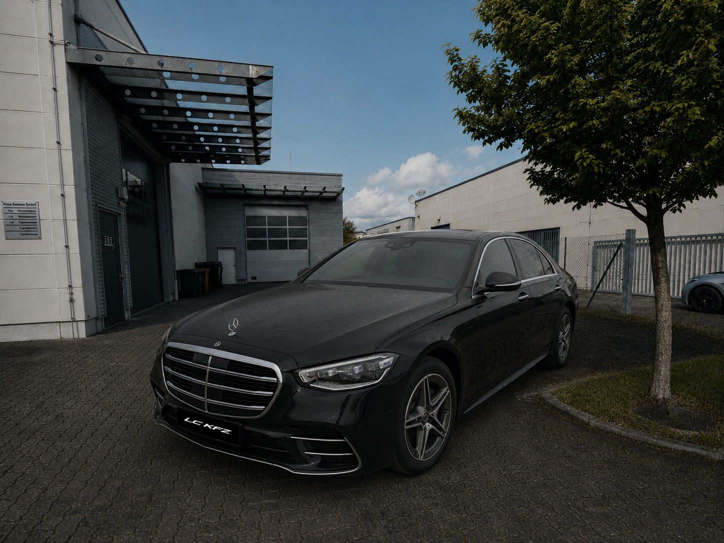 MERCEDES-BENZ S 500 4MATIC L AMG/BURMESTER/TV