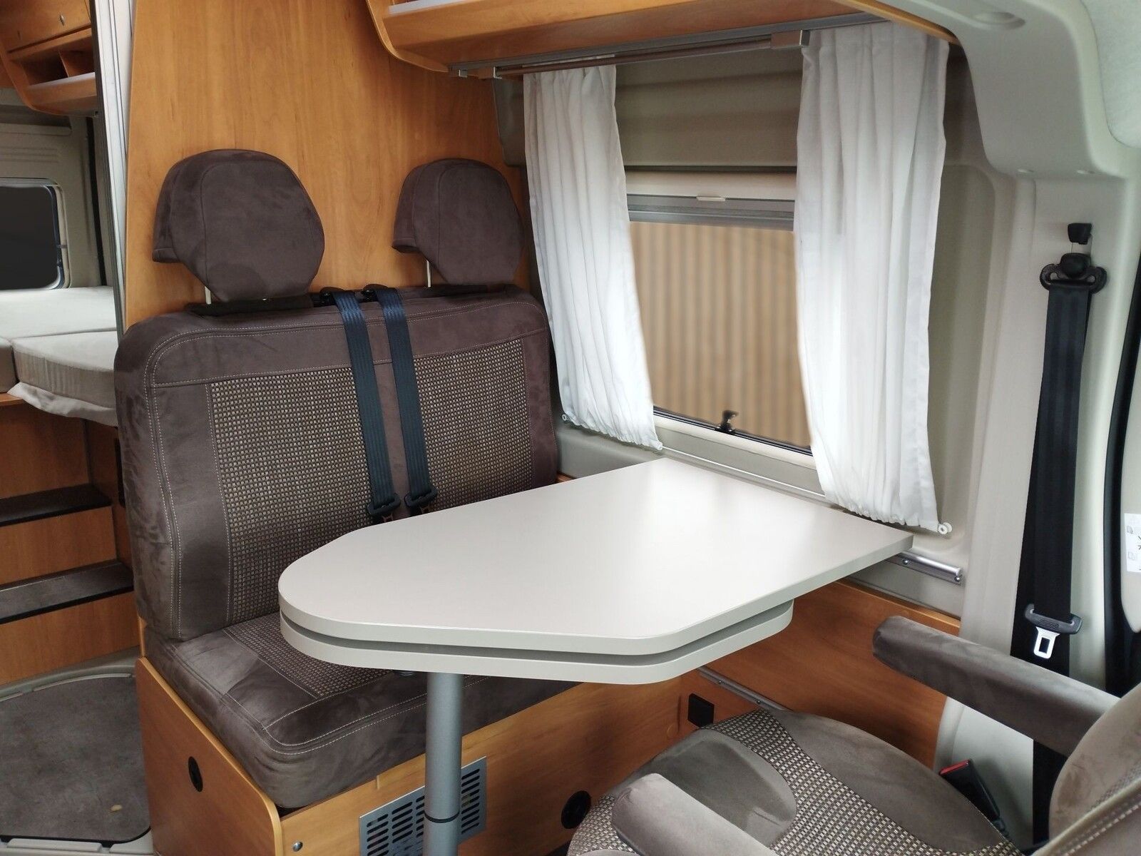 Fahrzeugabbildung Pössl Roadcruiser XL 165 PS AHK,Markise,Navi,Kamera