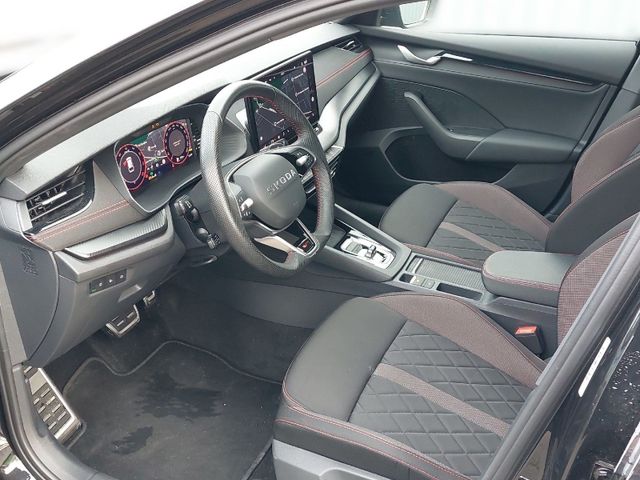 Octavia Combi RS MATRIXLED*AHK*PANO*HUD