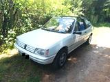 Peugeot 205 PininFarina Edition (Jeans Optik) Ol - Peugeot 205 mit Benzin-Antrieb: Cabrio