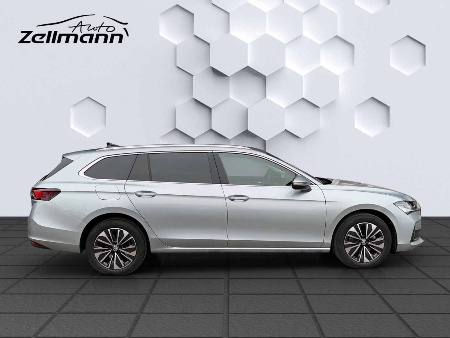 Superb Combi 2.0 TDI 110kW Selection 110 kW 7 Ga