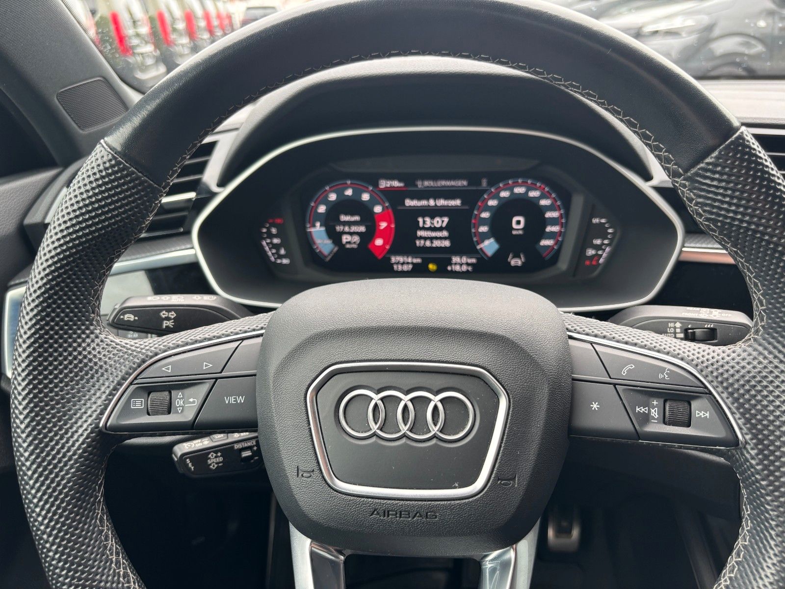 Audi Q3 40 TFSI quattro S line AHK foto 12