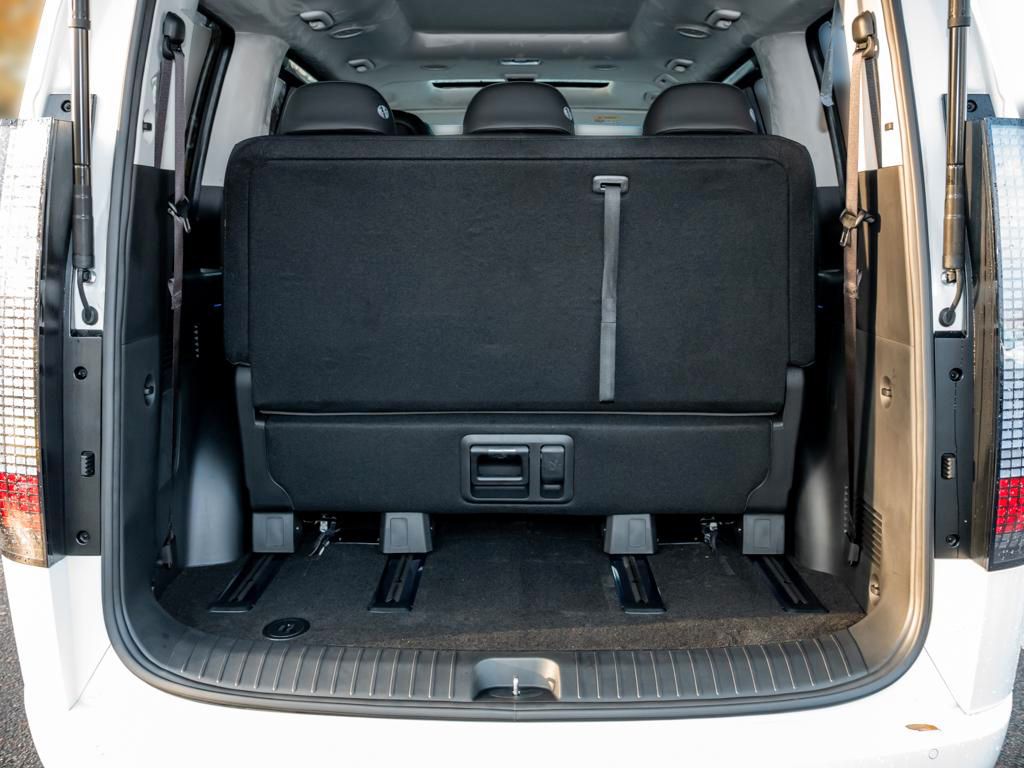 Fahrzeugabbildung Hyundai STARIA 7-Sitzer HEV SIGNATURE Panoramadach