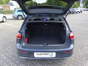 Fotografie 18 des VW Golf VIII 1.5 TSI Active*Navi*LED*SHZ*Alu16Zoll