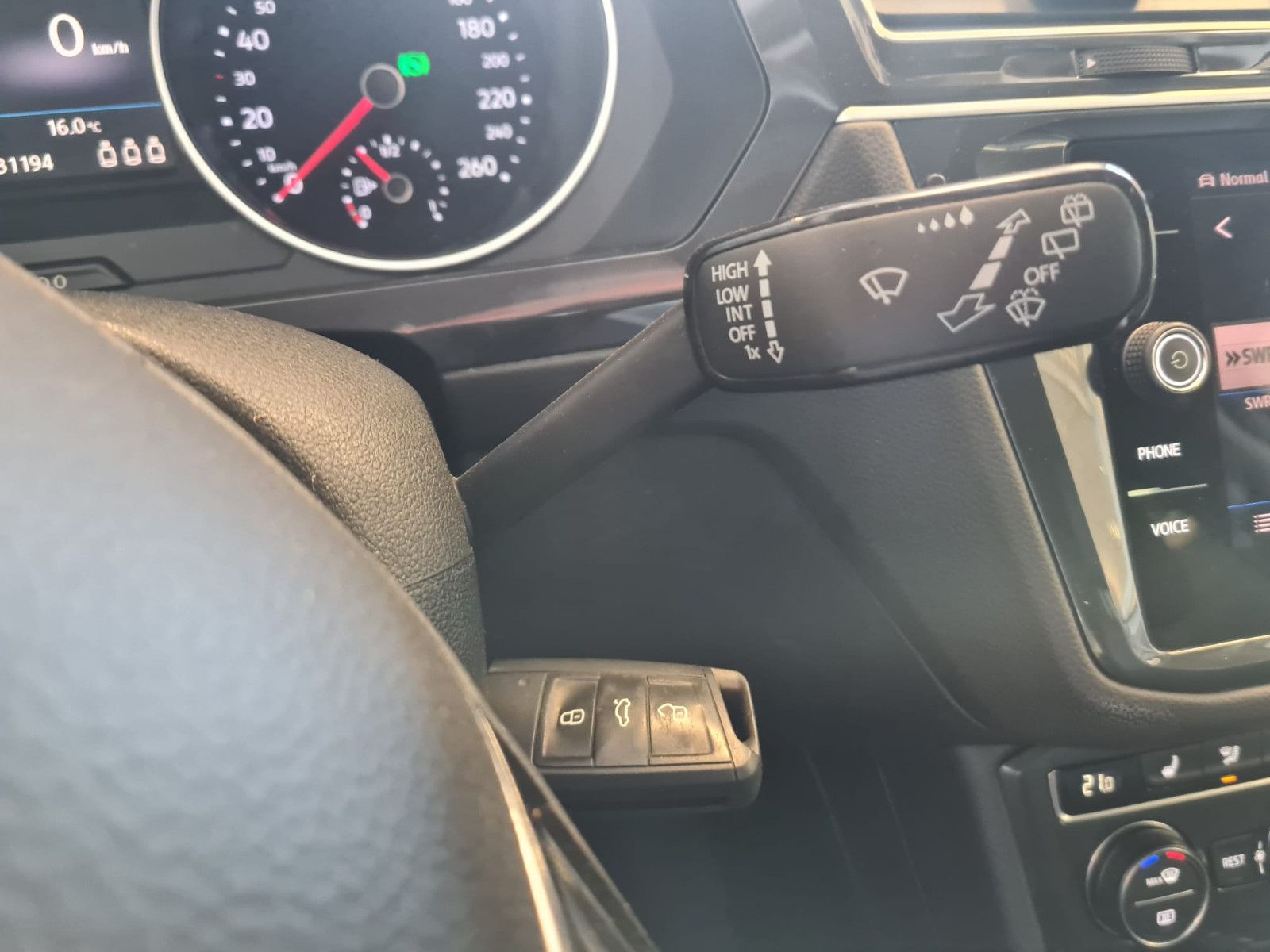 Fahrzeugabbildung Volkswagen Tiguan Comfortline 4Motion/KAMERA