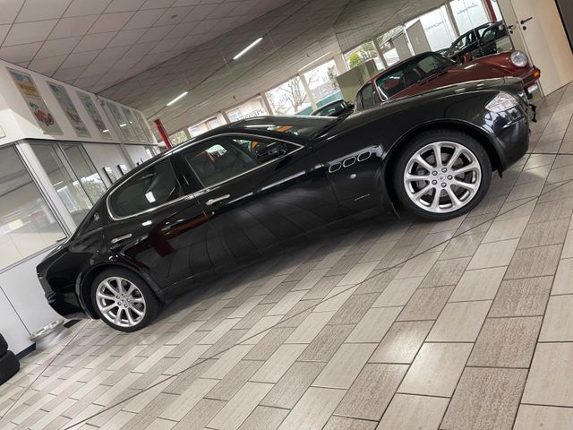 Maserati Quattroporte 4.2 V8 GSHD-NAVI-XENON