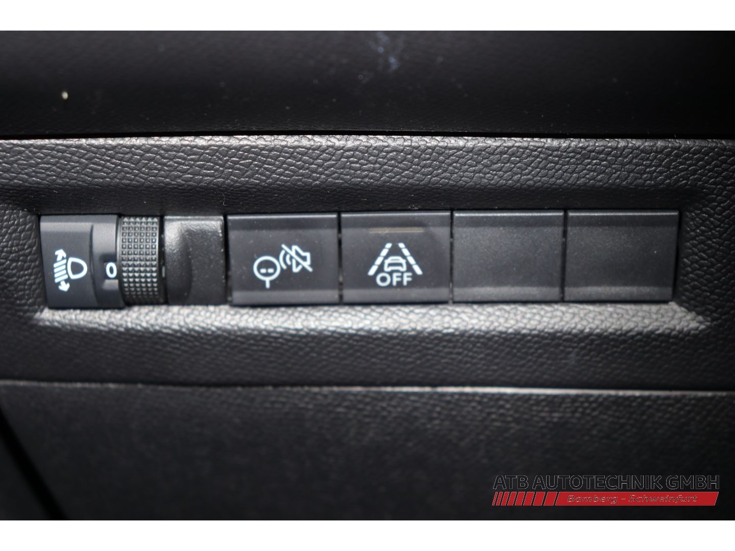 Fahrzeugabbildung Opel Frontera Edition 1.2 100kW Mild-Hybrid