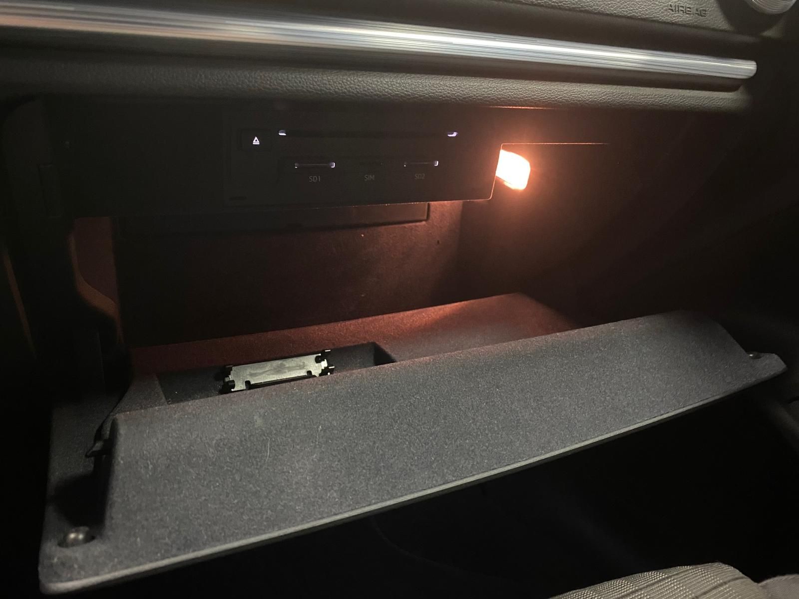 Fahrzeugabbildung Audi A3 1.5 ACT 35 TFSI SPORT NAVI+PDC+SITZHEIZ+KLIMA