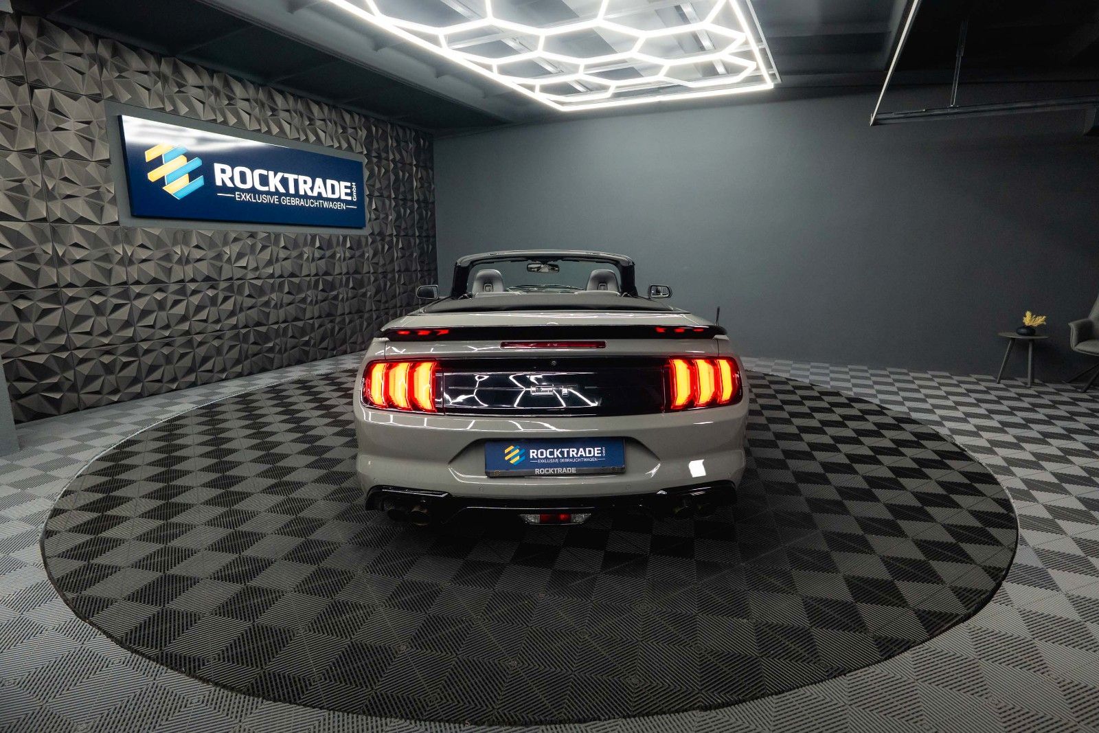 Fahrzeugabbildung Ford Mustang Shelby GT 500 5.0 V8 PREMIUM Performance