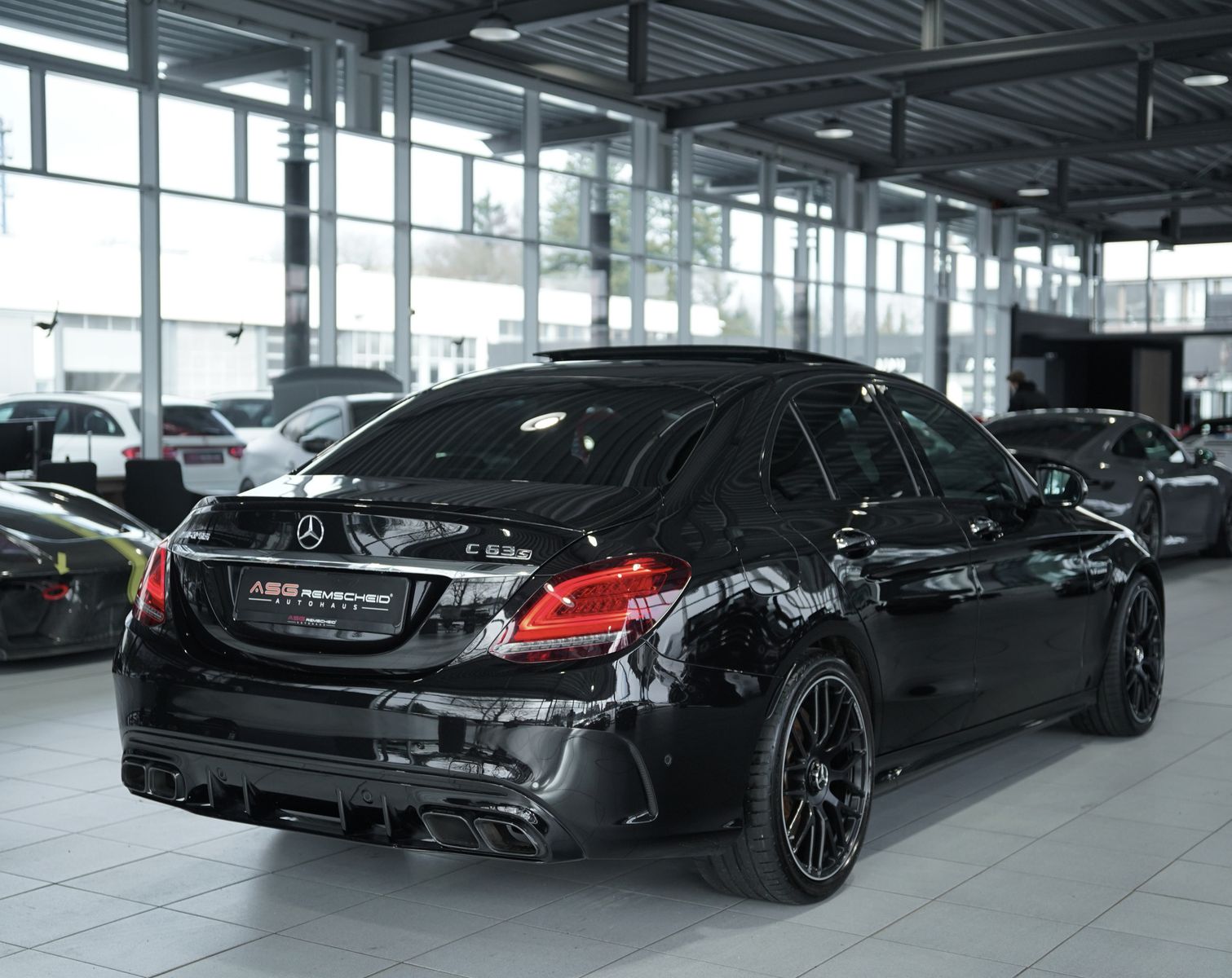 Mercedes Benz C 63 Amg