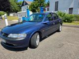 Opel Vectra B 1.8  3/28 Tüv Servo - Opel Vectra in Hamm