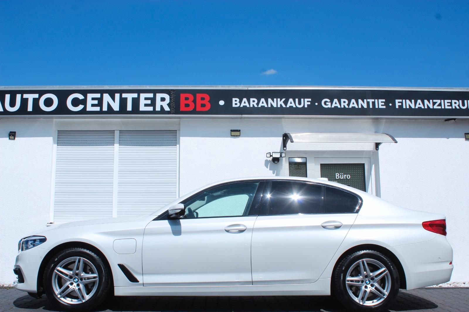 BMW 530e Sport Line NAVI*SOFT-CLOSE*T-LEDER*LED*360°
