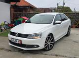 Volkswagen Jetta 2.0 TDI Comfortline Comfortline - Volkswagen Jetta aus 2011 mit Diesel-Antrieb