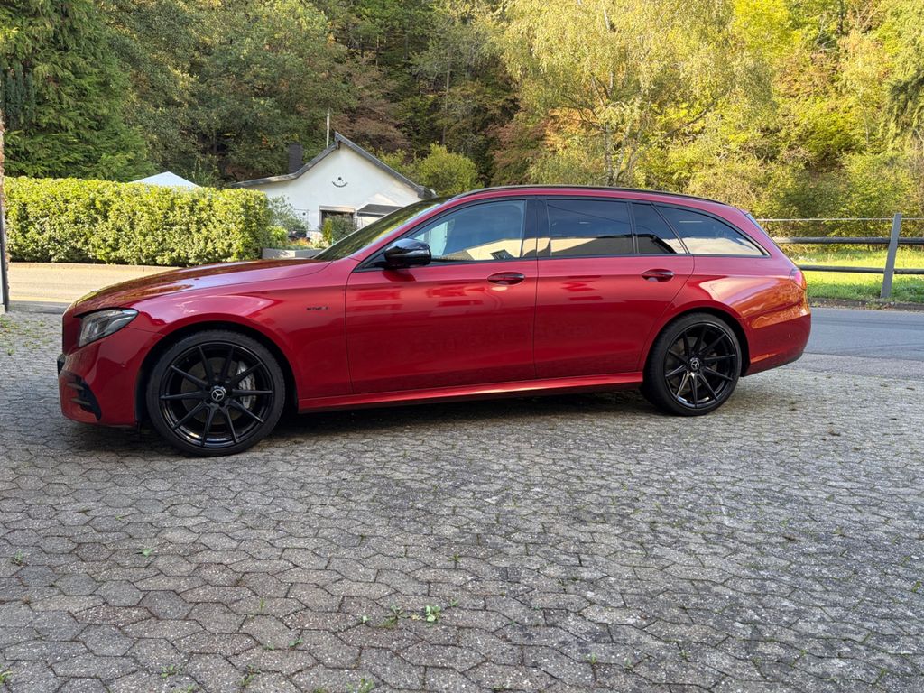 Image of Mercedes-Benz E 43 AMG