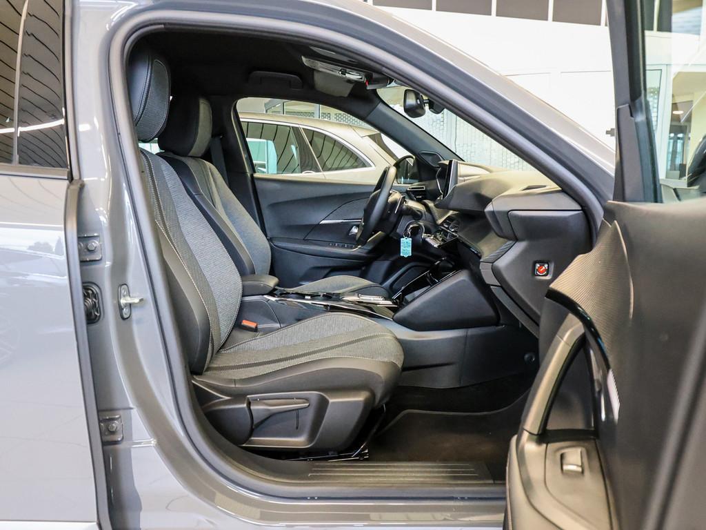 Peugeot 2008 Allure PureTech 130 EAT8 LED NAVI KAMERA