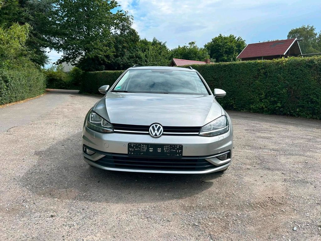 Image of Volkswagen Golf