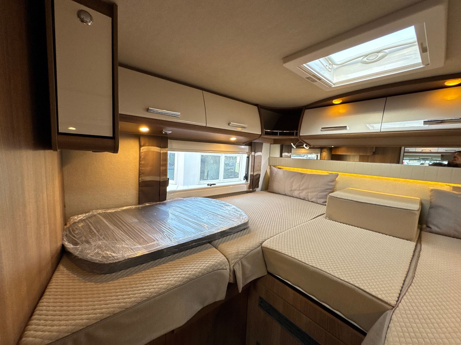 Fahrzeugabbildung Carthago C-Tourer T 148 LE H SOLAR TV SAT HUBBETT KAMERA