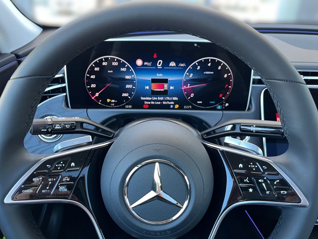 Fahrzeugabbildung Mercedes-Benz E 200 4MATIC T-Modell 360 ACC AHK AUT DynLicht
