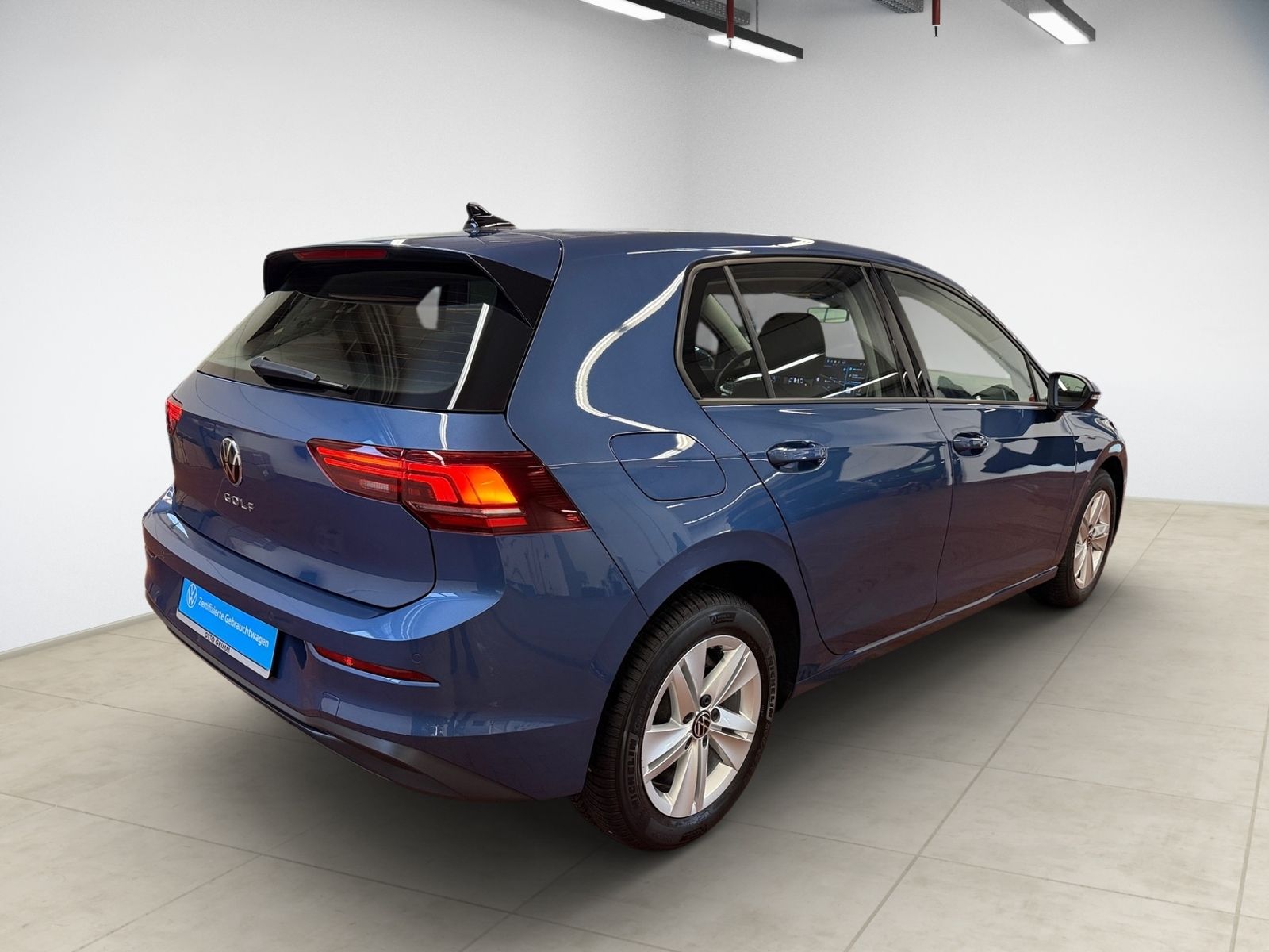 Volkswagen Golf VIII 1.5 TSI Life AHK LED Navi ACC foto 5