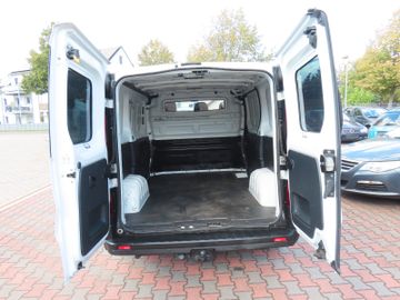 Renault Trafic - 8