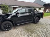Nissan Navara N-Guard, Mountaintop Rollo+Bügel