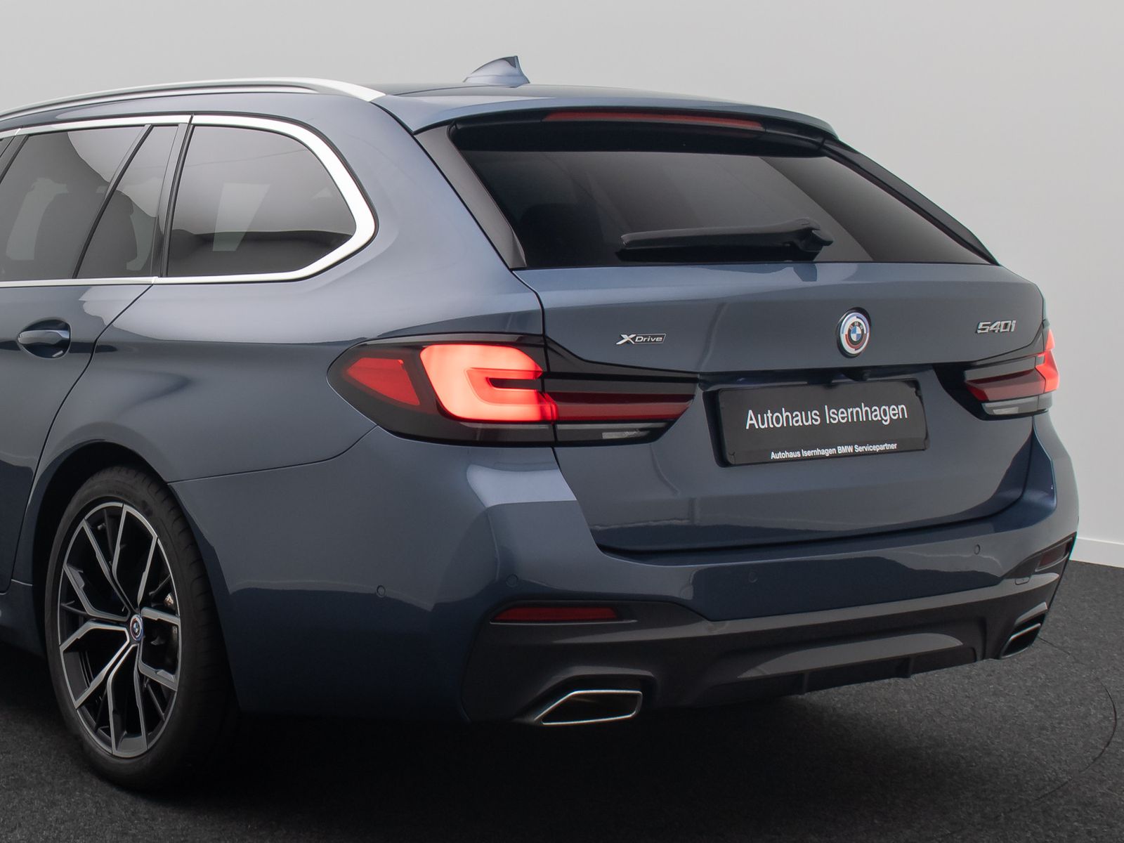 Fahrzeugabbildung BMW 540i xD M Sport Laser HUD DAB H/K Kamera Panoram